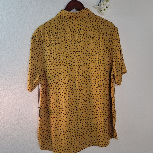 PARALLEL X LEAGUE DUKE WOVEN GOLD/BLACK SHORT SLEEVE CASUAL SHIRT - Picture 10 of 16